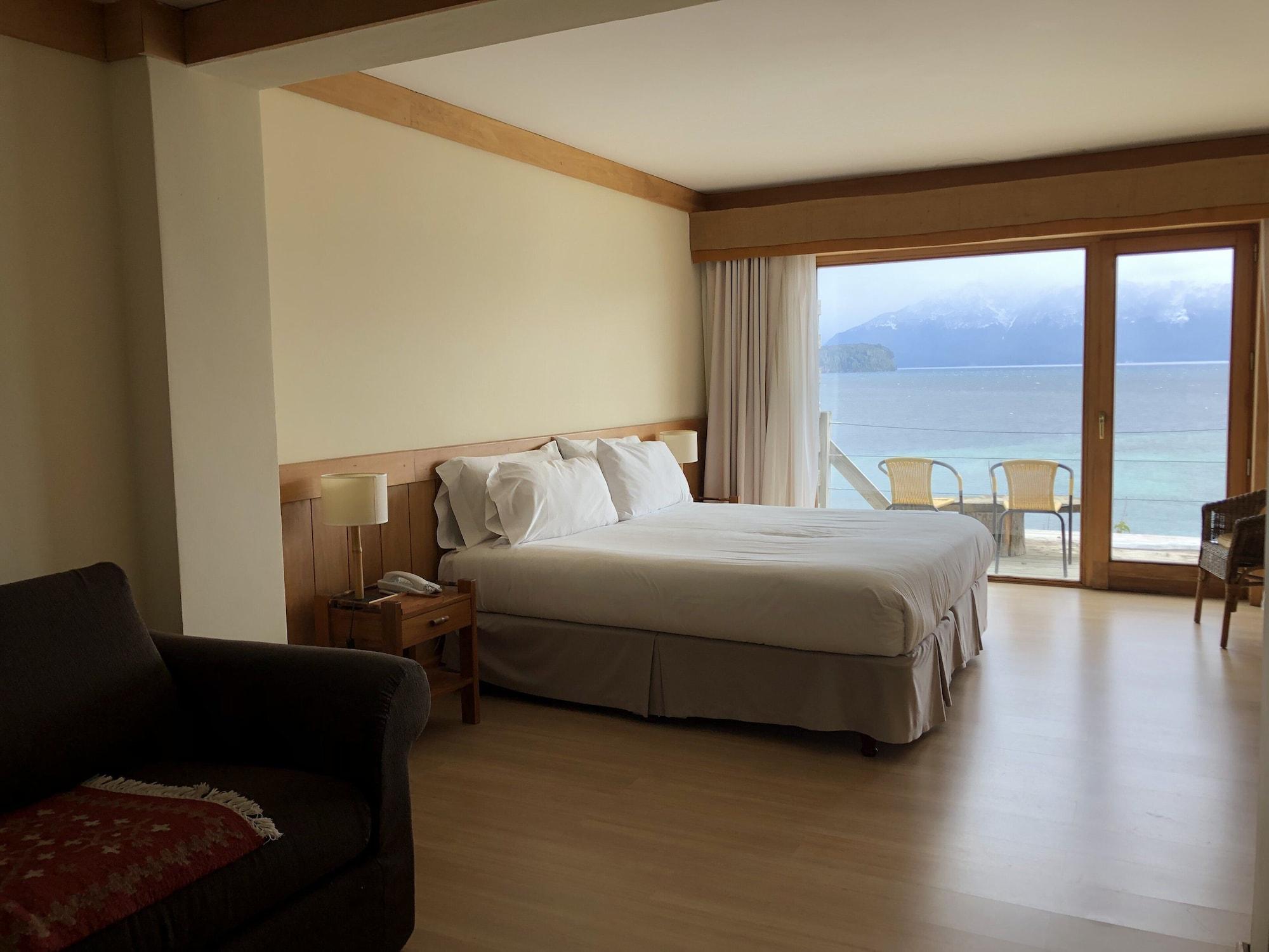 Correntoso Lake & River Hotel ビージャ・ラ・アンゴストゥーラ エクステリア 写真