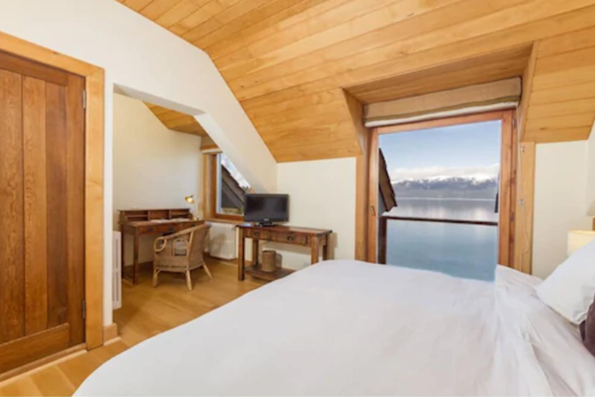 Correntoso Lake & River Hotel ビージャ・ラ・アンゴストゥーラ エクステリア 写真