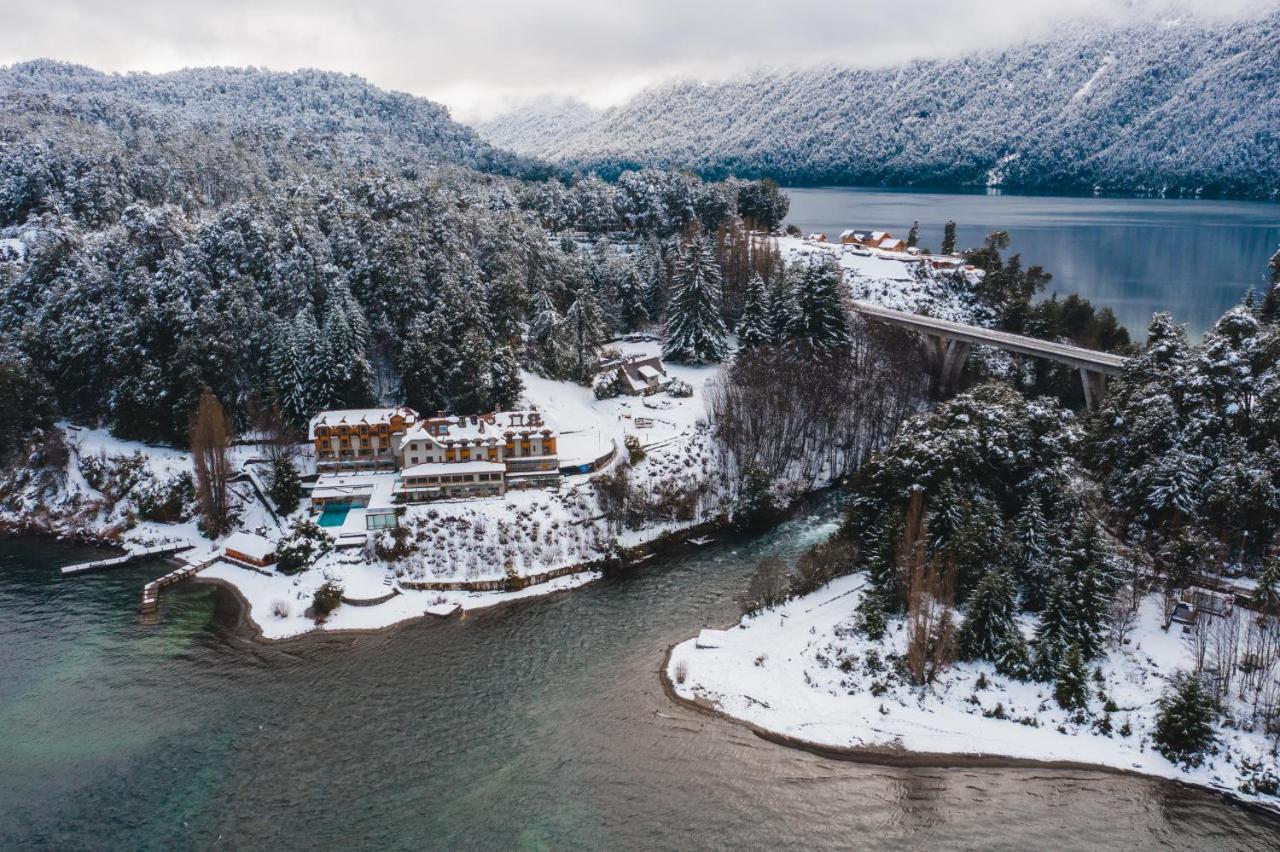 Correntoso Lake & River Hotel ビージャ・ラ・アンゴストゥーラ エクステリア 写真