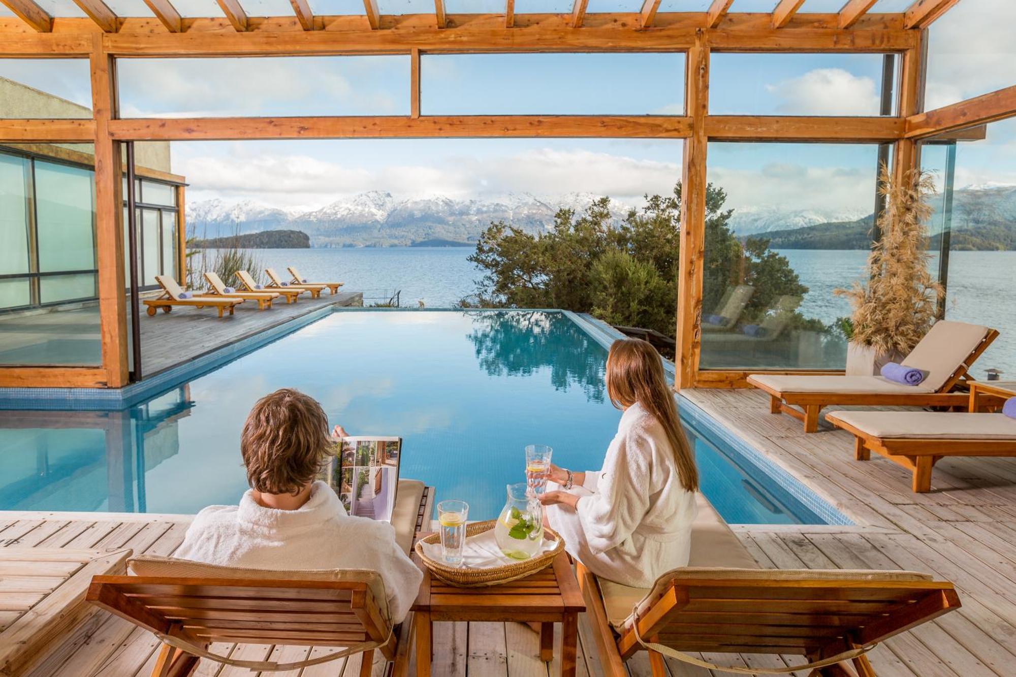 Correntoso Lake & River Hotel ビージャ・ラ・アンゴストゥーラ エクステリア 写真