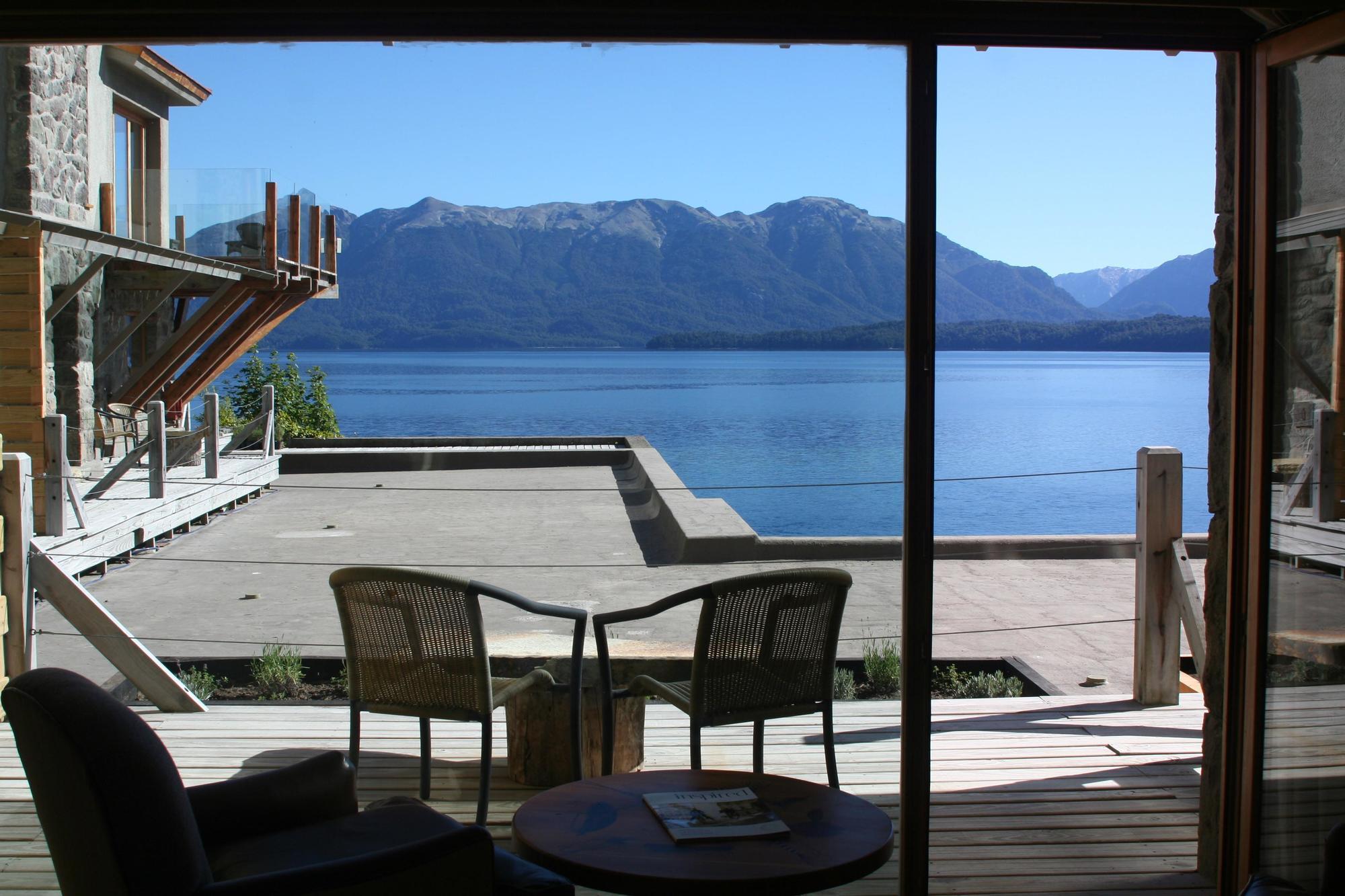 Correntoso Lake & River Hotel ビージャ・ラ・アンゴストゥーラ エクステリア 写真