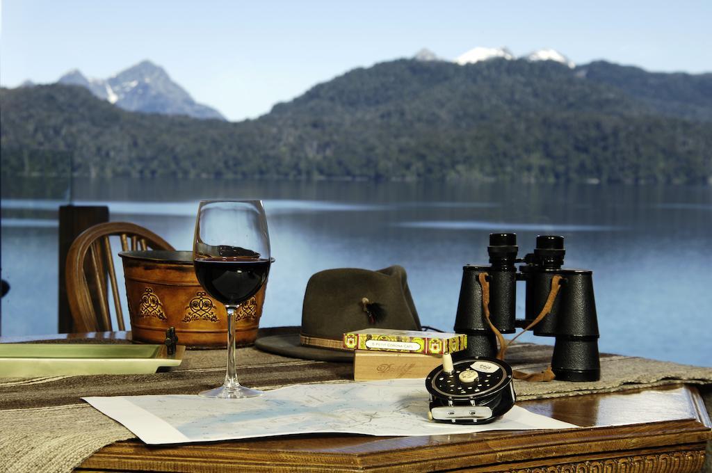 Correntoso Lake & River Hotel ビージャ・ラ・アンゴストゥーラ エクステリア 写真