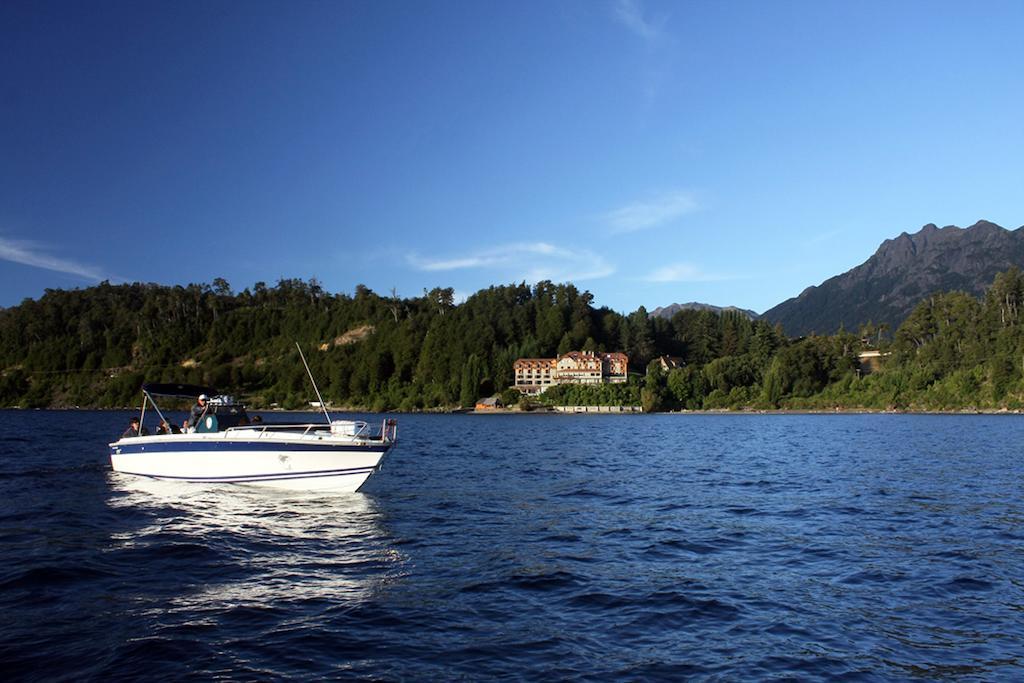 Correntoso Lake & River Hotel ビージャ・ラ・アンゴストゥーラ エクステリア 写真